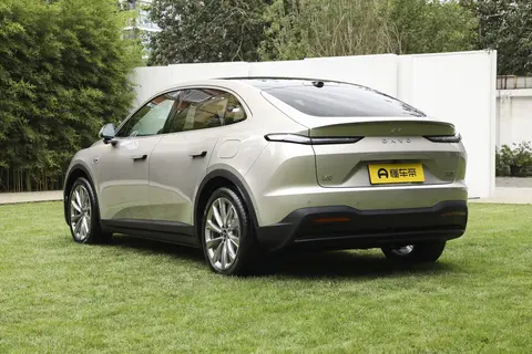 乐道L60长续航版：25万级纯电SUV的均衡之选，家庭出行新思路