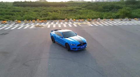 8万的跑车有多快乐？福特野马体验记，美式跑车真被低估了